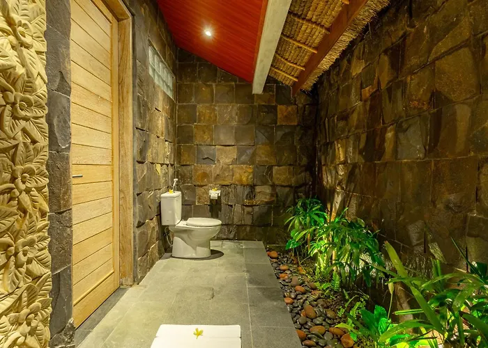Brand New Luxury 3br Ethnic Ubud #2 Villa Ubud
